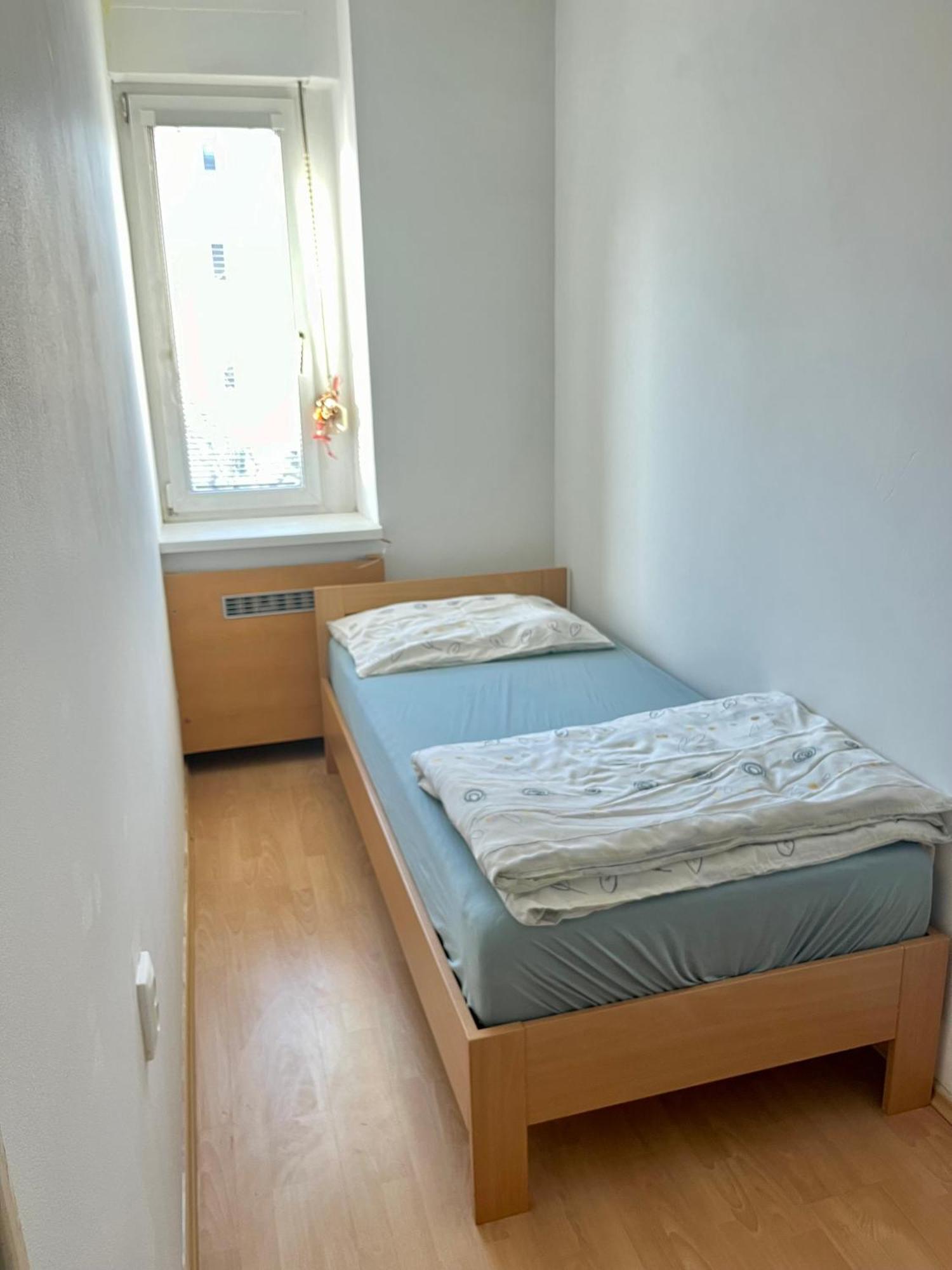 Victory Apartment บราติสลาวา ภายนอก รูปภาพ